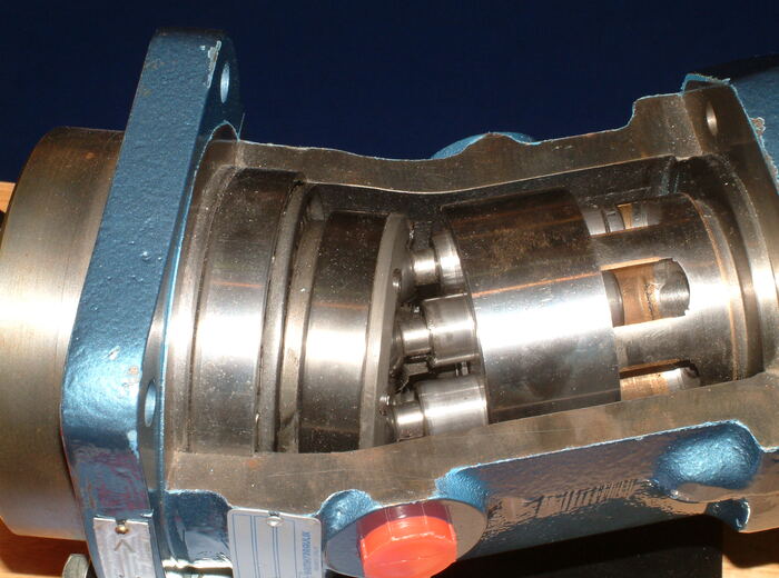 Hydraulic piston pump, cutaway view